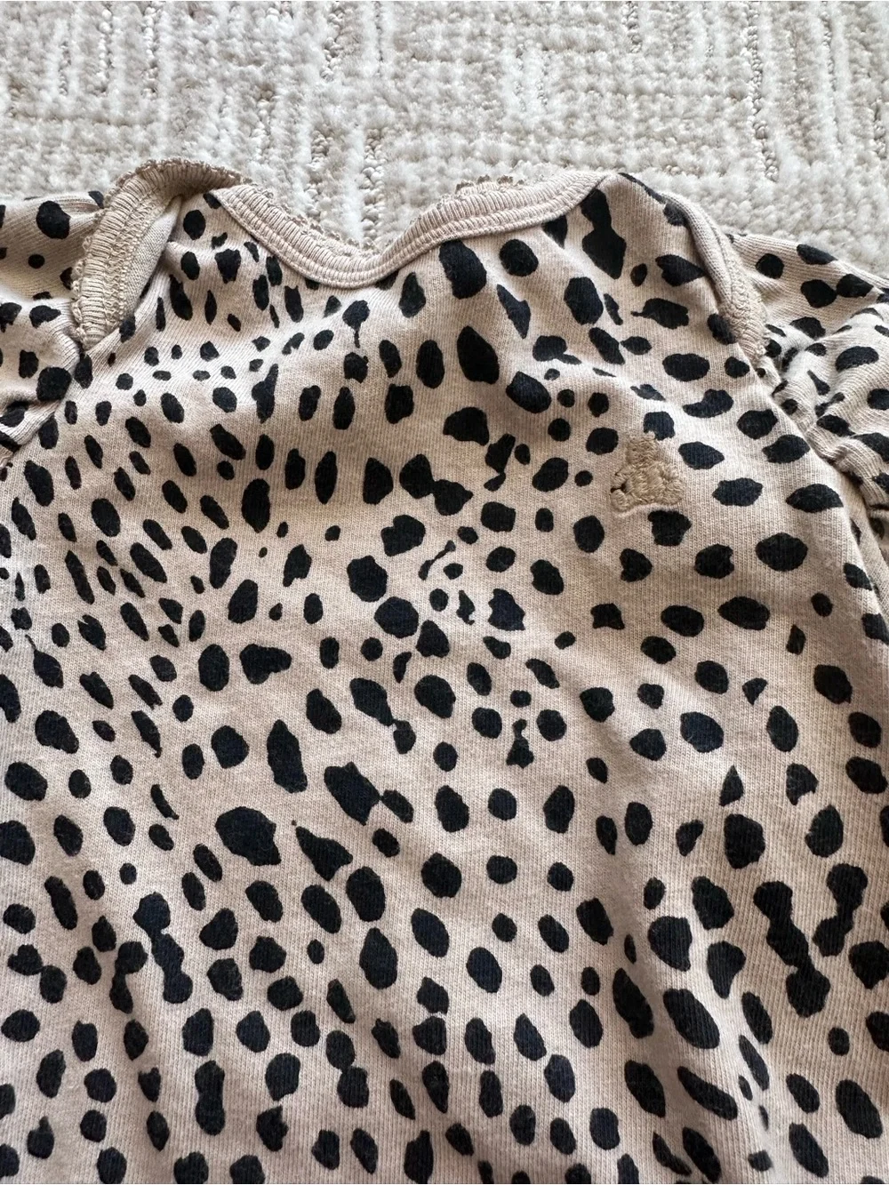GAP Beige and Black cheetah baby girl Bodysuit Set
